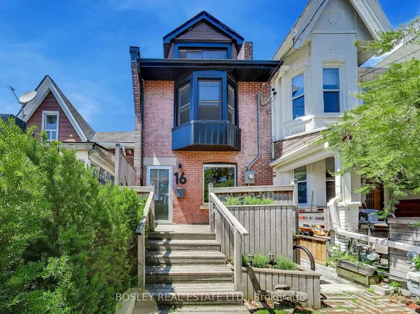 16 Saint Clarens Ave, Toronto, ON M6K 2S3