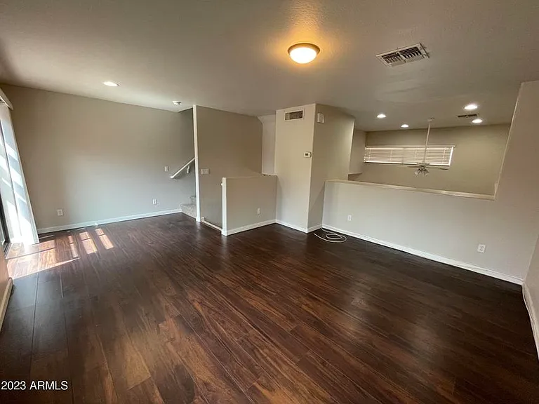 330 S Farmer Ave #114 — Photo 7