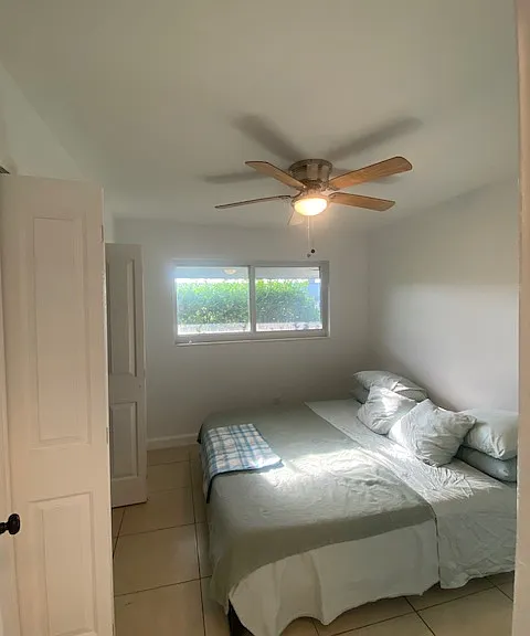 4341 NE 5th Ave — Photo 9