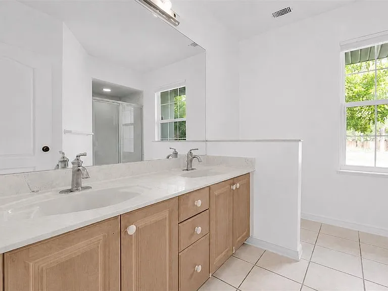 809 Hamilton Ave — Photo 11