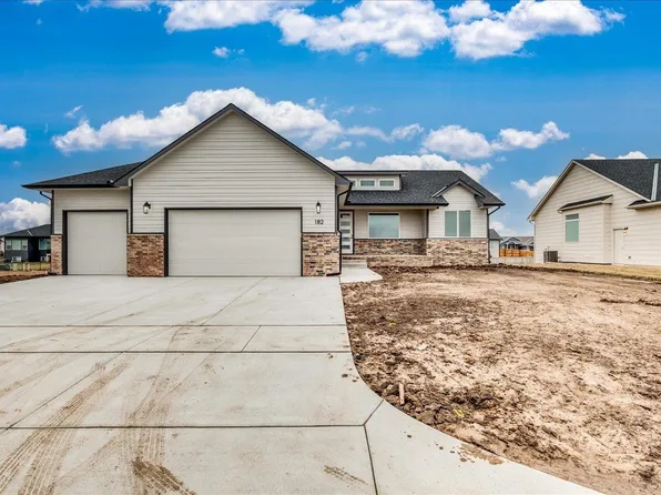 182 S Wellcrest St, Goddard, KS 67052