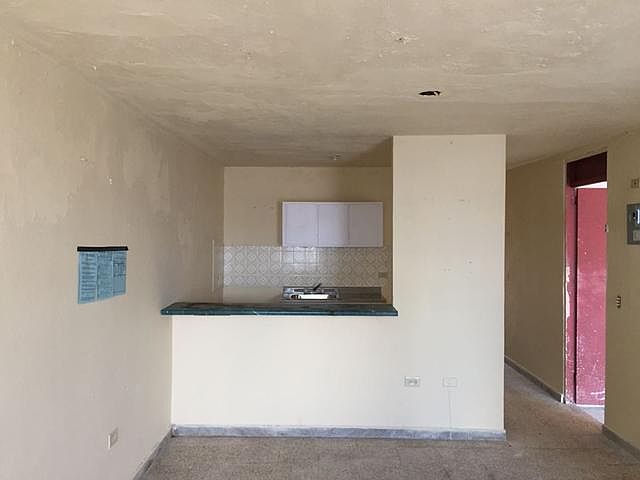 2nd image of G41 Calle 8