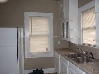 4th image of 230 Dumoulin Ave