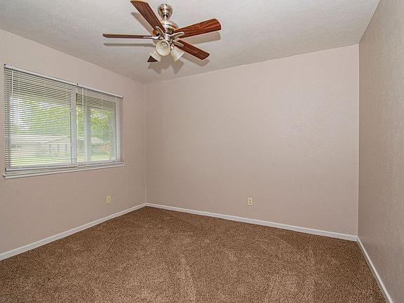 4th image of 3400 Nashville Ave