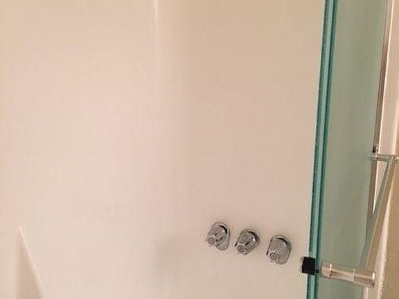 2nd image of 300 W Grand Ave APT 9