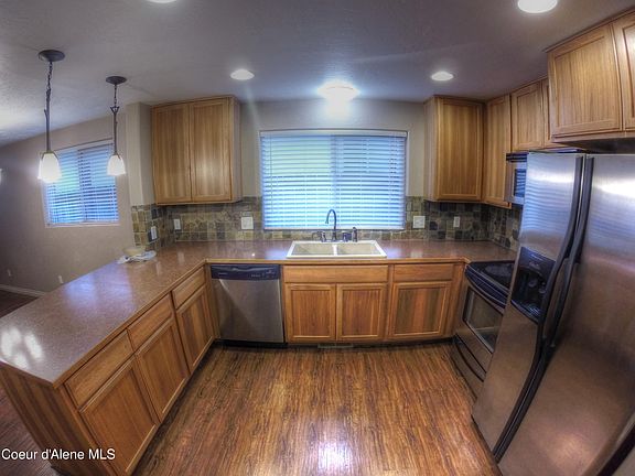 4th image of 1015 N C St