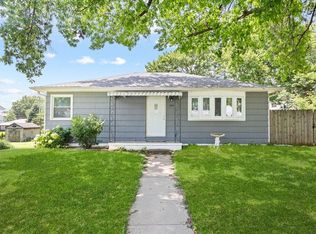 1304 S 39th St, Saint Joseph, MO 64507