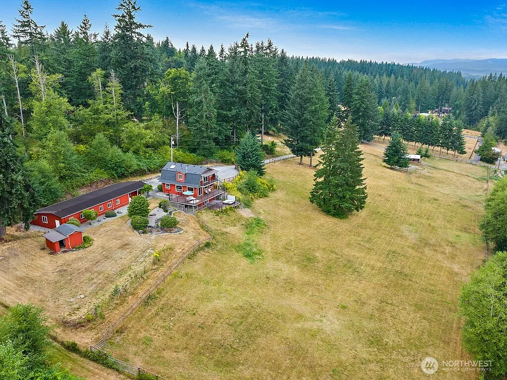 716 158th Place NW photo 1