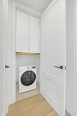 Sold by ANDOVER PROPERTY MANAGEMENT INC | media 20