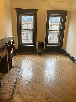 1st image of 388 Park Pl #2