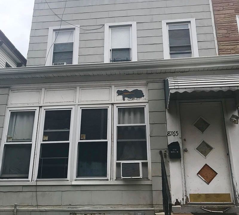 1st image of 8765 123rd St