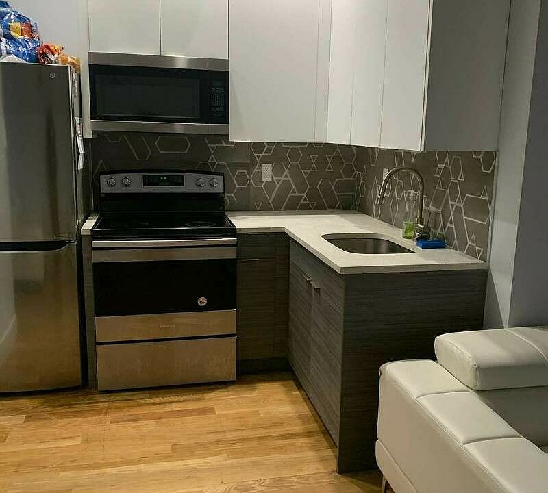 1st image of 375 Howard Ave #2