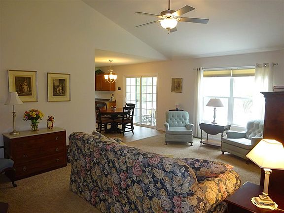 3rd image of 4319 Garden Oak Dr