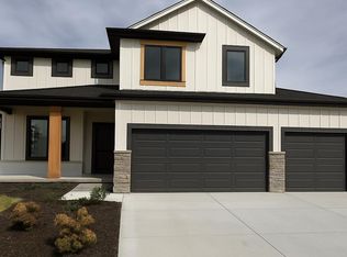 10415 S 191st Ave, Gretna, NE 68136