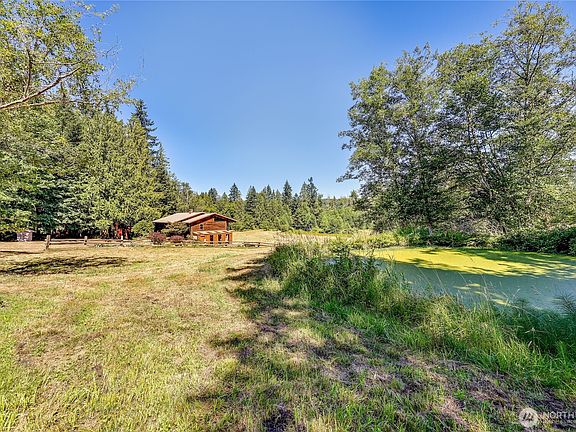 5th image of 2801 West Valley Road