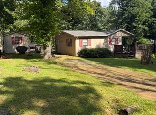 131 Wilderness Dr SE, Copper Hill, VA 24079