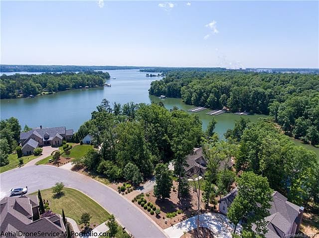 1st image of 3542 Aqua Point Dr #100