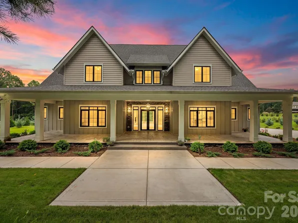 8941 Blair Rd, Mint Hill, NC 28227