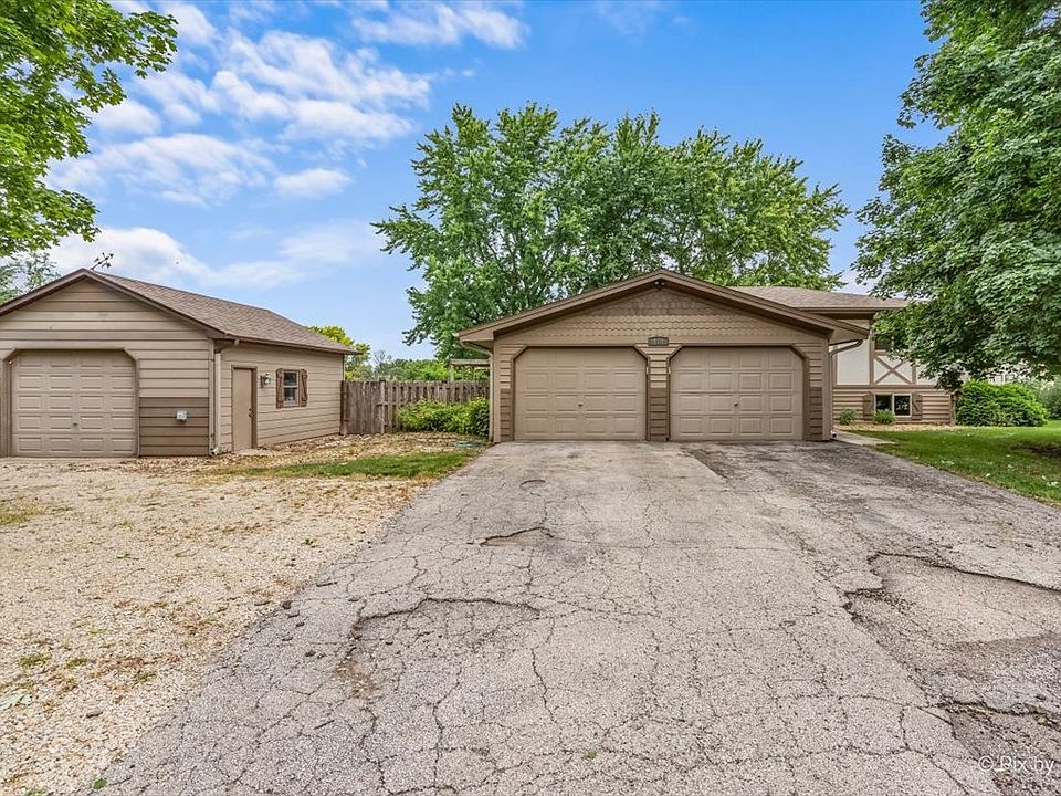 150 W Miller Ave, Hinckley, IL 60520 Zillow