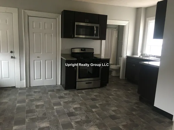 (undisclosed Address), Hyde Park, MA 02136