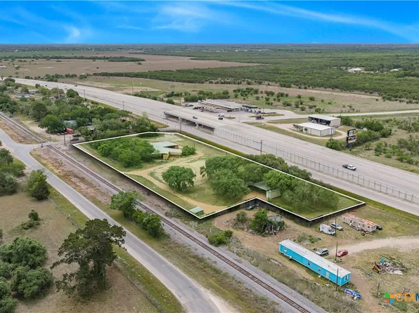 13644 S 87th, Nursery, TX 77976