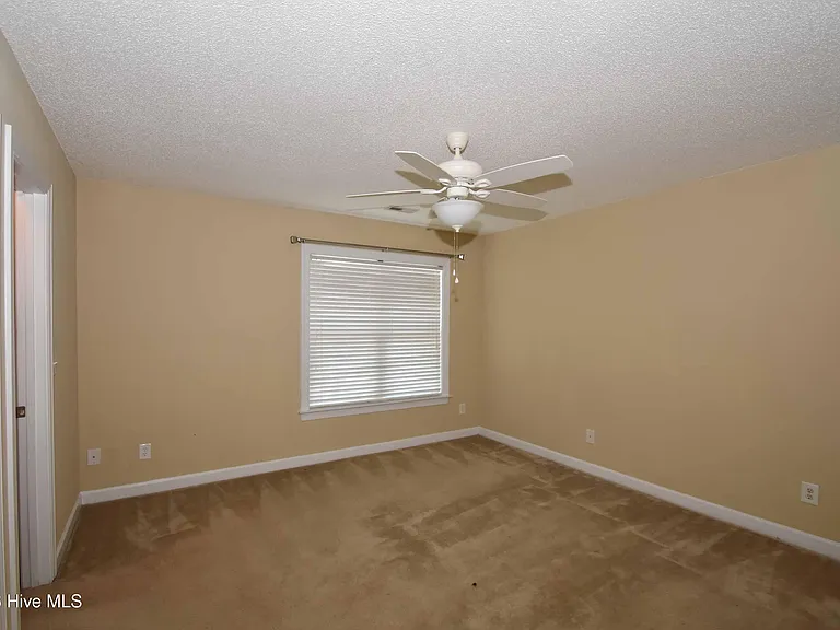 1205 Price Dr #B — Photo 10