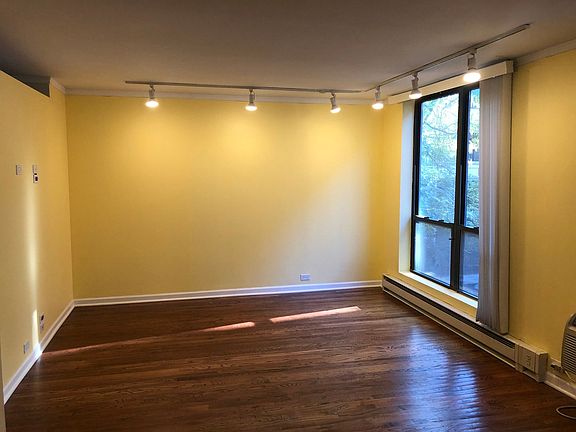 3rd image of 2600 N Hampden Ct APT K3