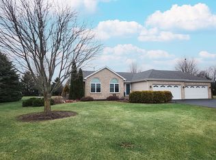 282 High Ridge Trl, Rockford, IL 61107