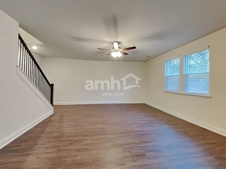 130 Marin Dr — Photo 7