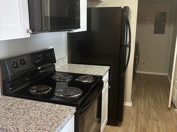 5th image of 4172 Thalia Station Cir