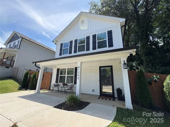 1209 Gaston Ave, Gastonia, NC 28052