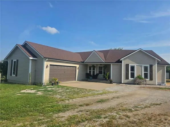 1944 Old Highway 50, Ottawa, KS 66067