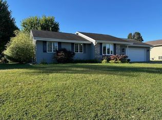 4114 E Rotamer Rd, Janesville, WI 53546