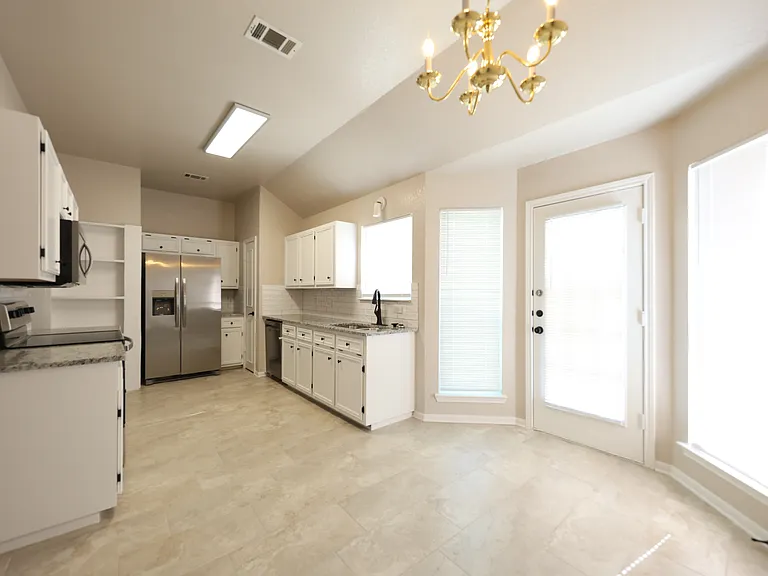 2100 Wheeler Ave — Photo 5
