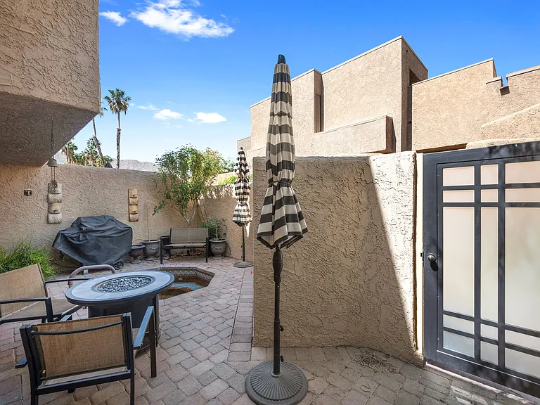 73421 Foxtail Ln — Photo 34