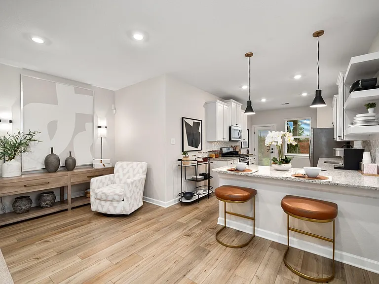 3012 Myrtle Sunset Dr — Photo 4