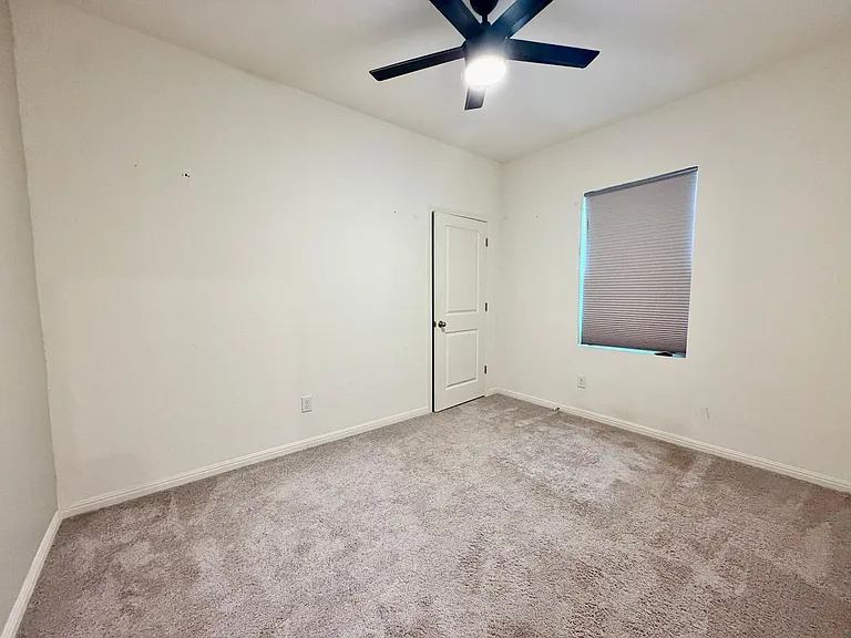 19505 Cloudy Bay Dr — Photo 13