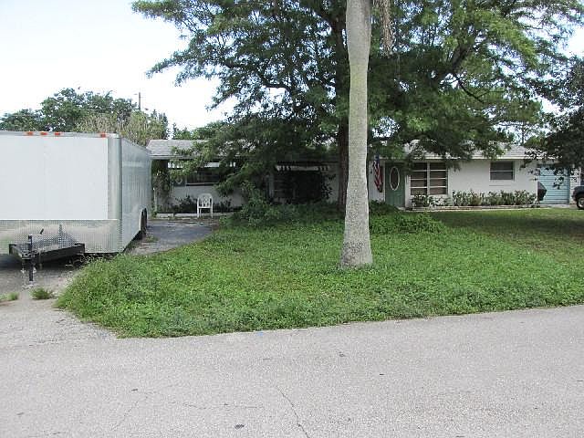 1st image of 509 SE Parkway Dr