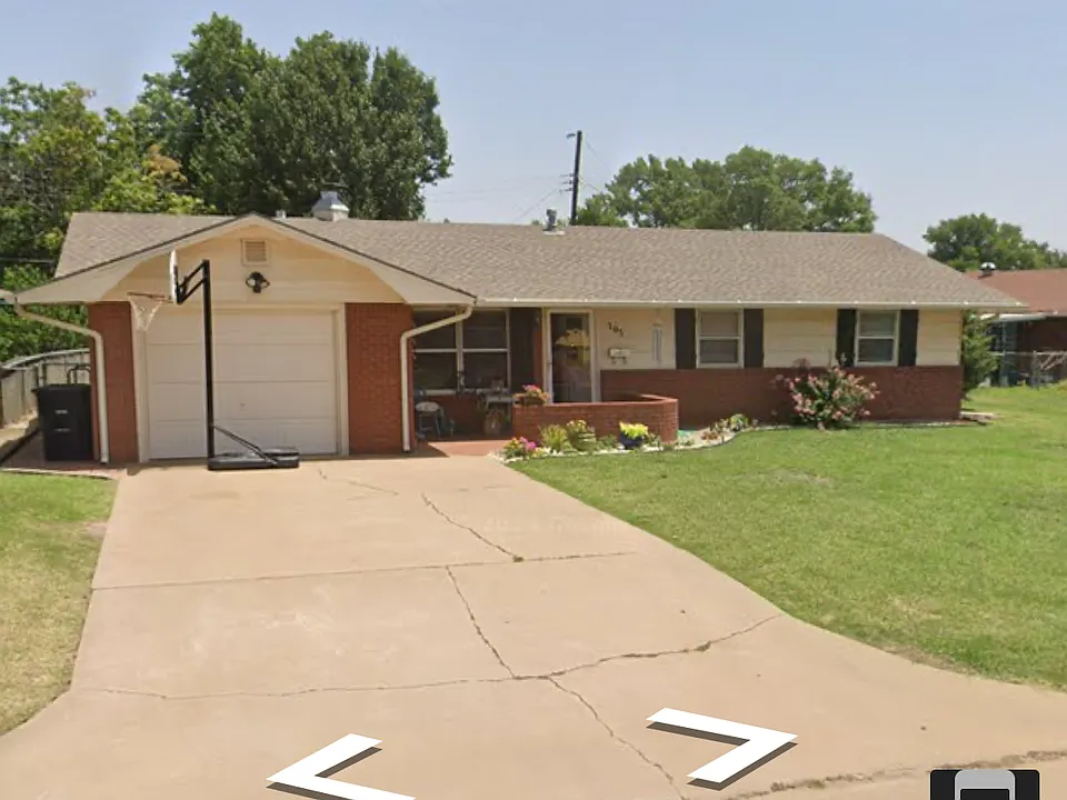 105 Margaret Cir