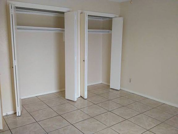 4th image of 1905 Amy Sue Dr APT D