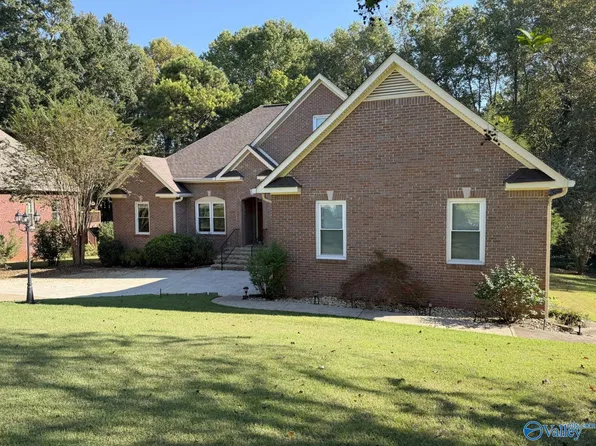 119 Louellen Ln, Harvest, AL 35749