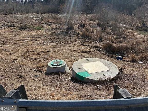 5th image of 371 Angham Rd