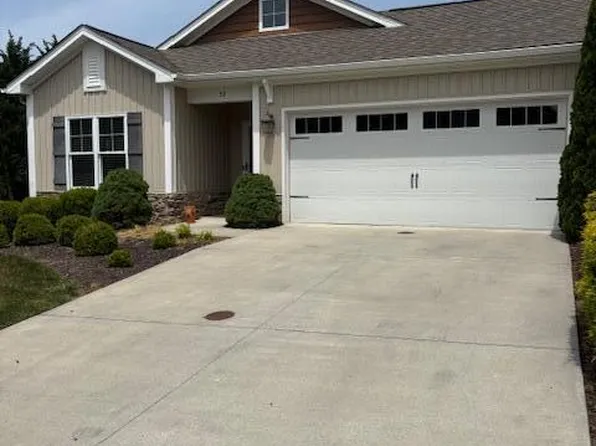 52 Santo Ct, Roanoke, VA 24019