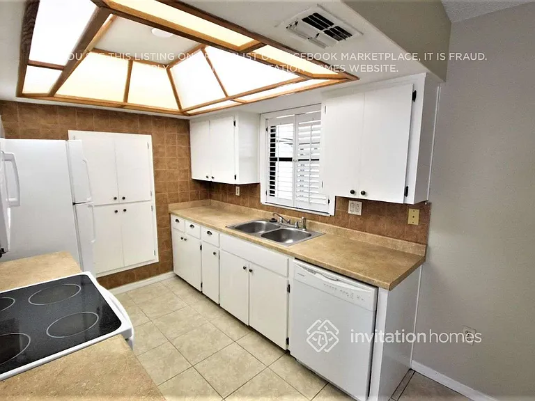 4320 Trout Dr SE — Photo 6