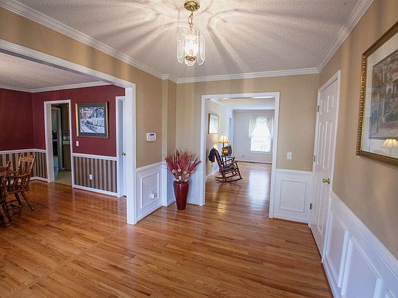 4th image of 117 Lillie Marie Dr