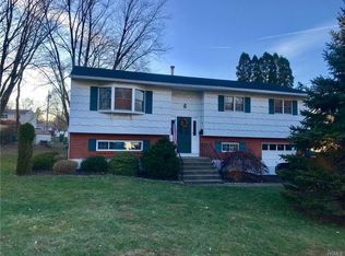 3 Anderson Dr, Stony Pt, NY 10980