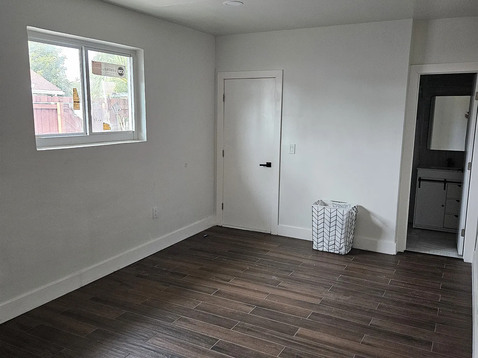424 SW 74th Ave — Photo 3