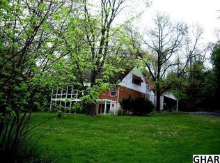 2281 Springhouse Ln, Harrisburg, PA 17112