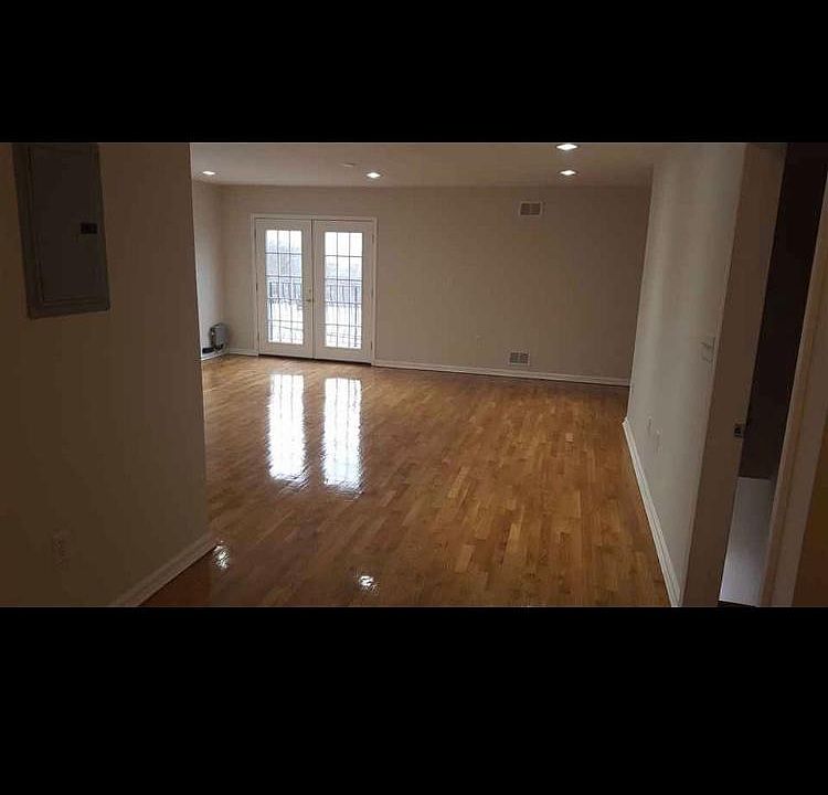2nd image of 7428 Cottage Ave #2