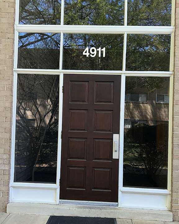 1st image of 4911 Americana Dr APT 101